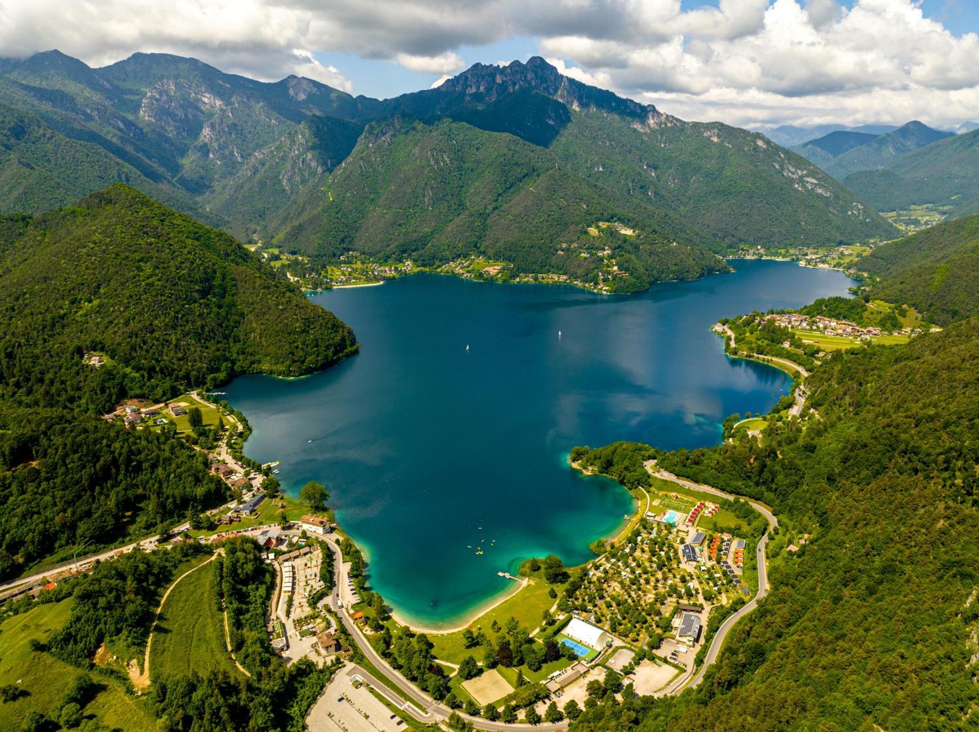 Family Wellness Camping Al Sole Molina di Ledro Ngoại thất bức ảnh