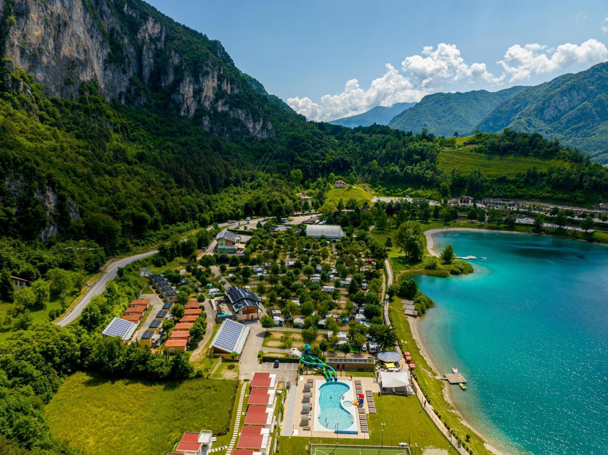 Family Wellness Camping Al Sole Molina di Ledro Ngoại thất bức ảnh