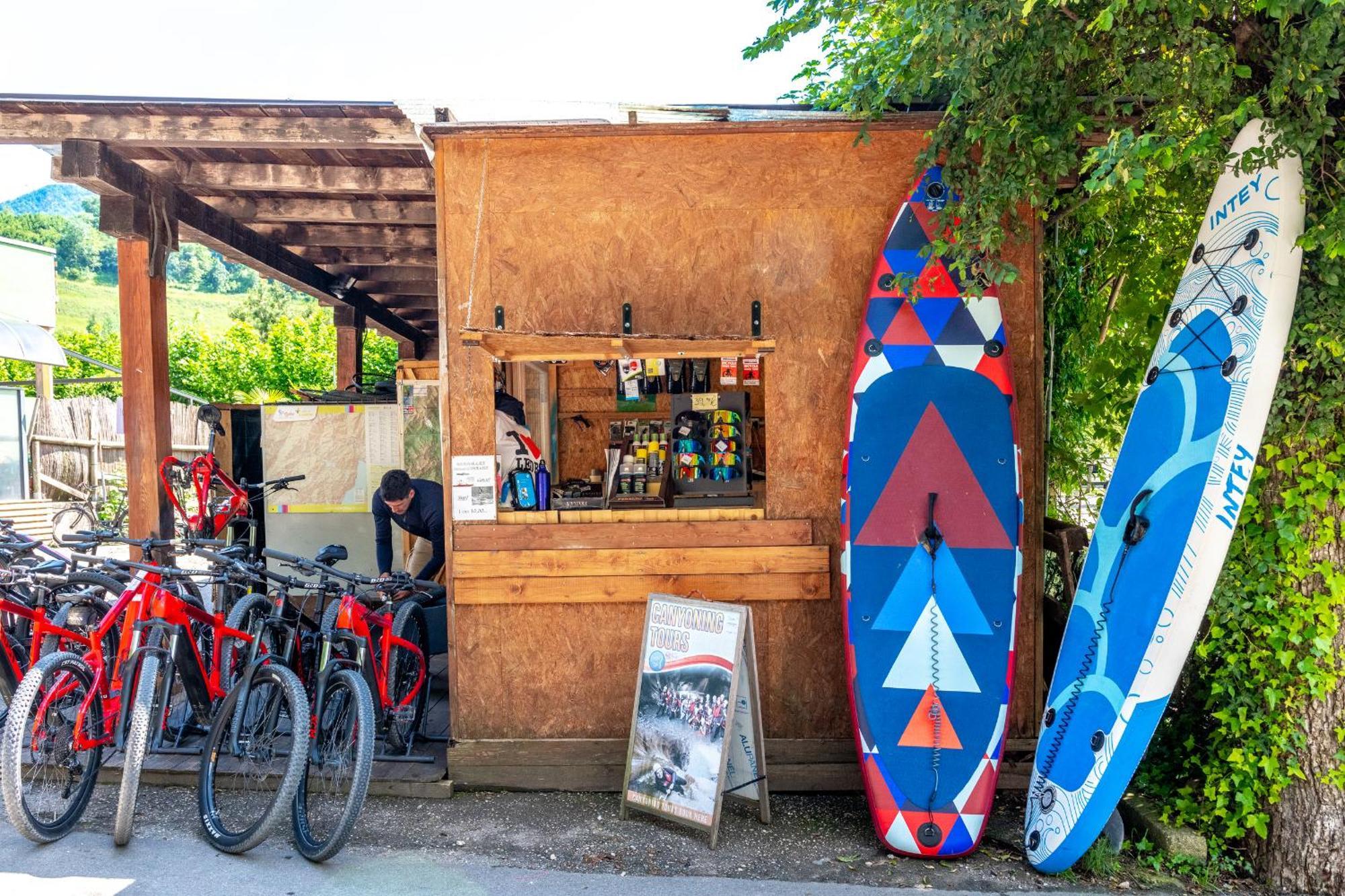 Family Wellness Camping Al Sole Molina di Ledro Ngoại thất bức ảnh