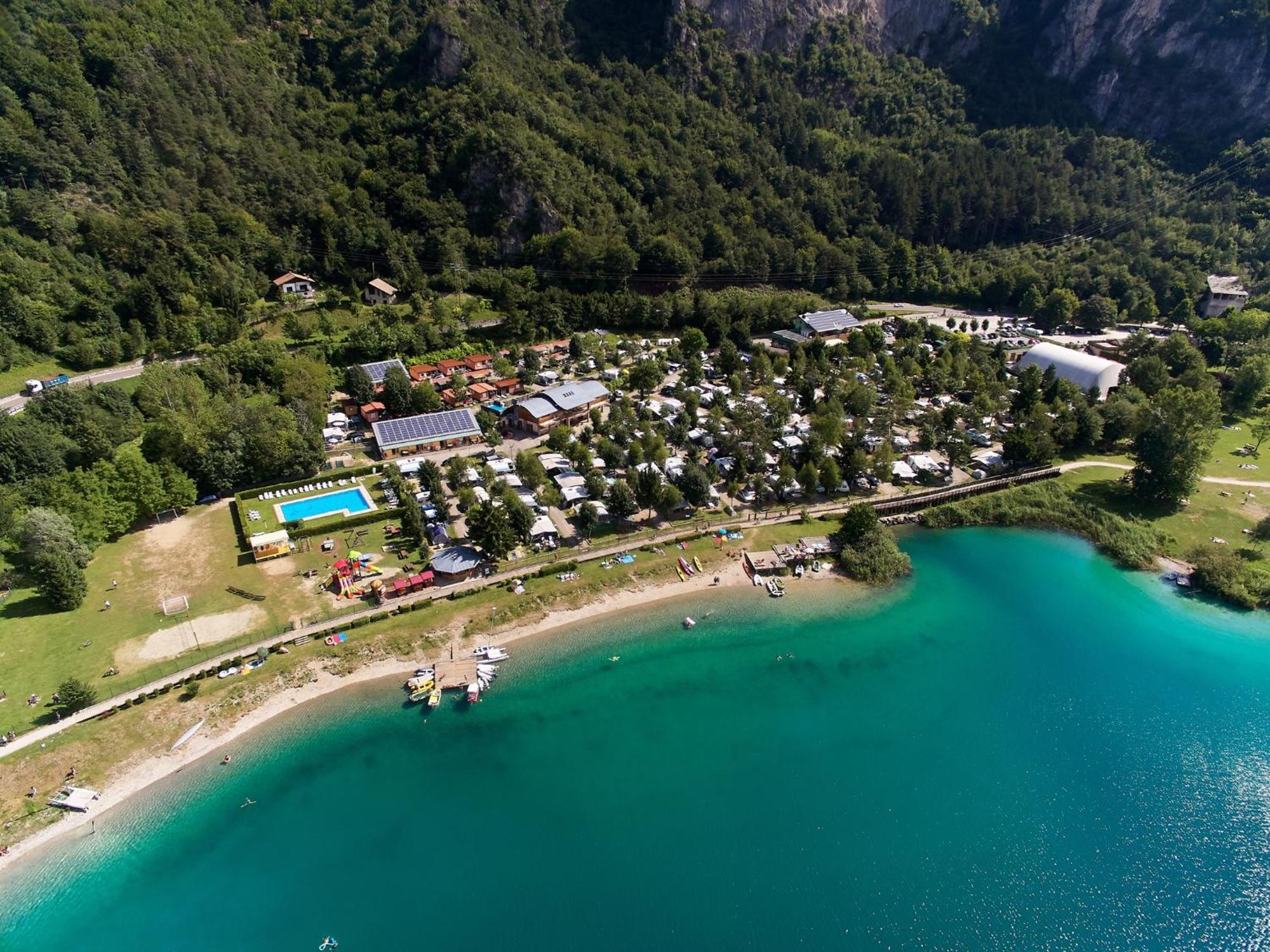 Family Wellness Camping Al Sole Molina di Ledro Ngoại thất bức ảnh